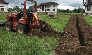Копка траншей для водопровода в Серове: цена за метр от 923 руб.