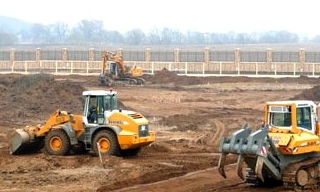 Планировка участка бульдозером в Серове от 923 руб. Цены за м2 - 2Землекопа-Срв