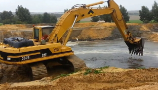 Рытье водоемов в Серове - цена от 923 руб. | 2Землекопа-Срв